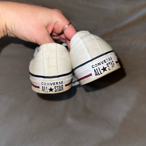 White Converse Size 8.5 Double Tongue Low - Picture 8 of 9